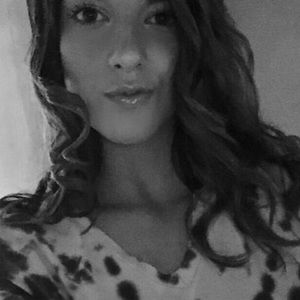 Meet your Posher, Ana